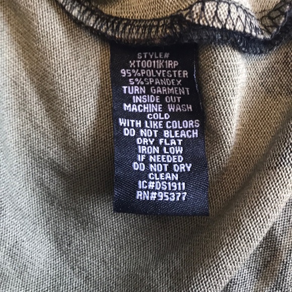 NWT Sanctuary Crew Neck Camo Crew Neck Pocket Sz M - Picture 6 of 6